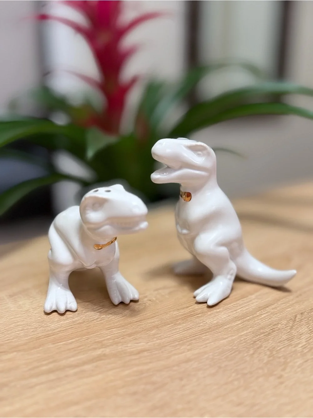 Cute kawaii Dinosaur Bow tie Salt & Pepper Shakers whimsical kitchen decor